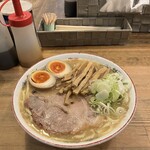 麺屋 奏 - 濃厚鶏そば！