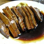 これが噂のレバテキ。予約した方が無難。