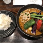 Rahat - チキンカレーの全容