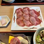 ぴこぴこ精肉店 - 