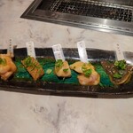 精肉卸問屋直営焼肉店 牛次郎 本町店 - 