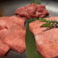 牛牛 西麻布 総本店 - 