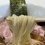 Tanrei Ramen Tsuchinotomi - スルッとしなやかなストレート麺はそうめんのような風味と食感