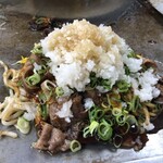 Okonomiyaki Hirano - うどんライス、鬼おろし肉ぶっかけ❣️