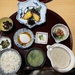 和ごはん とろろ屋 - 銀ヒラスの西京焼きランチ(1690円)