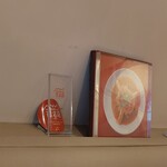 シェフス - 食べログ 中華料理 百名店 2023。ただ置いてあります。(笑)