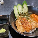 JAPANESE SOBA NOODLES TSUTA - ABURI SALMON MANEAIKO DON