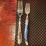 プールトワ - 卓上のフォークです