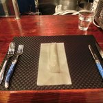 プールトワ - 店内のカウンター席の風景です