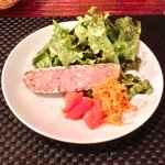 プールトワ - メニューＢ 1500円 の田舎風パテとキャロットラペサラダ添え