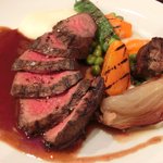 プールトワ - メニューＢ 1500円 の牛肉のグリエ赤ワインソース