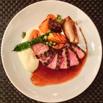 プールトワ - メニューＢ 1500円 の牛肉のグリエ赤ワインソース