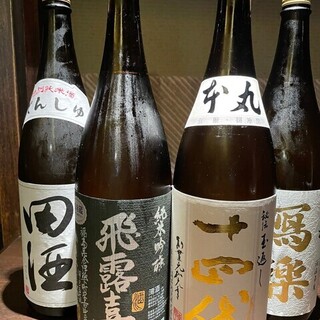 每天更换的时令日本酒也时常准备8种左右!