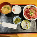 Kaisen Ichiba Nagasaki Kou - マグロ漬け丼