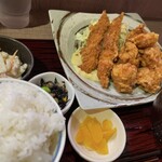 定食のむさしの - ザンギ&エビフライ定食 ご飯普通盛り