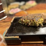 Moegi - 1人用のアツアツ鉄板にのせられる  焼き物