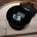 温石 - ハナタイと冬瓜のお椀