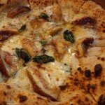 Pizzeria SOGGIORNO - イチジク＆ゴルゴンゾーラ