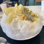 パニラニ 田中果実店 - パインパッションフルーツのかき氷
