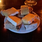 Bar kisala - ワインに合わせた、チャーム。