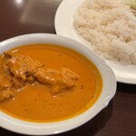 ゴングル - ゴングル南青山本店(チキンカレー、ライス)
