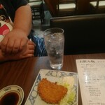 Kenchan - 友人の飲む麦焼酎水割り三杯目