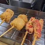 Tenshichi - トマト豚巻き、赤ウインナー