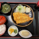 Sazanami - 開き海老フライ定食