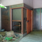 マキノンチ - 店舗入り口