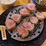 Hanahiraku - 純粋金華豚シャトーブリアン(1g20円 4,780円)
      サラダ･白ご飯･香の物･味噌汁付き