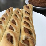 粉とクリーム - スリットに着目する。