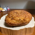 ベーカリーピカソ - 牛肉ゴロゴロカレーパン