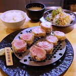 Hanahiraku - 純粋金華豚シャトーブリアン(1g20円 4,780円)
                サラダ･白ご飯･香の物･味噌汁付き