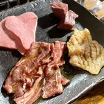 お肉一枚売りの焼肉店 焼肉とどろき - 上ロース・厚切りハツ・ツラミ・上ミノ