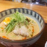 お酒と創作和食を楽しむお店 酒彩 たなか - 麦切り 鶏味噌うどん（ランチ）