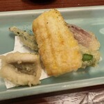 Shuraku Yuuzen Ebisu - 天ぷら（玉蜀黍、穴子、オクラ、茗荷）♪