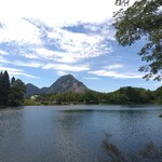 カトレア - 糸魚川人気遊びに行った、明星山と高浪池湖畔はキャプ場