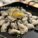 Hiroshima Teppan Sakaba Mame - 牡蠣がぷりぷり