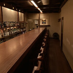 水車 - 店内カウンター