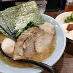 横浜家系らーめん侍 渋谷本店 - 