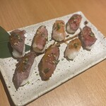 個室居酒屋 鳥ちゃん - 肉寿司盛り合わせ