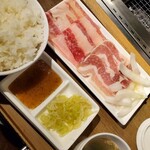 Yakiniku Raiku - 