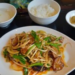 五十番飯店 上海厨房 - レバニラ炒め定食
