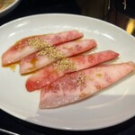 TOKYO焼肉ごぉ - すき焼きカルビ（卵あり）