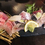 魚酔庭 - お刺身盛り合わせ