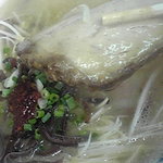 ラーメン無法松 - 流石は太肉麺ですね。圧巻の厚みｗｗ