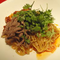 過門香 銀座本店 - 本場四川牛肉和え麺