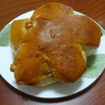 ナビィのパン - 料理写真:クルミパン
