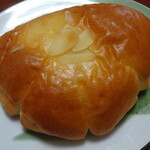 Nabixi No Pan - たっぷりクリームパン