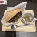 肉のいとう - 仙台牛すき焼きサンド